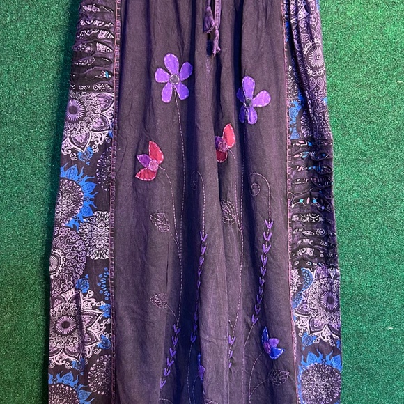 174 NWT Purple Hippie Handmade Floral Embroidered W/Leg Boho Trouser Crop Pant - Picture 14 of 15